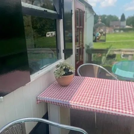 Oda ve Kahvaltı 'op De Kleijne Hei' Well (Limburg)